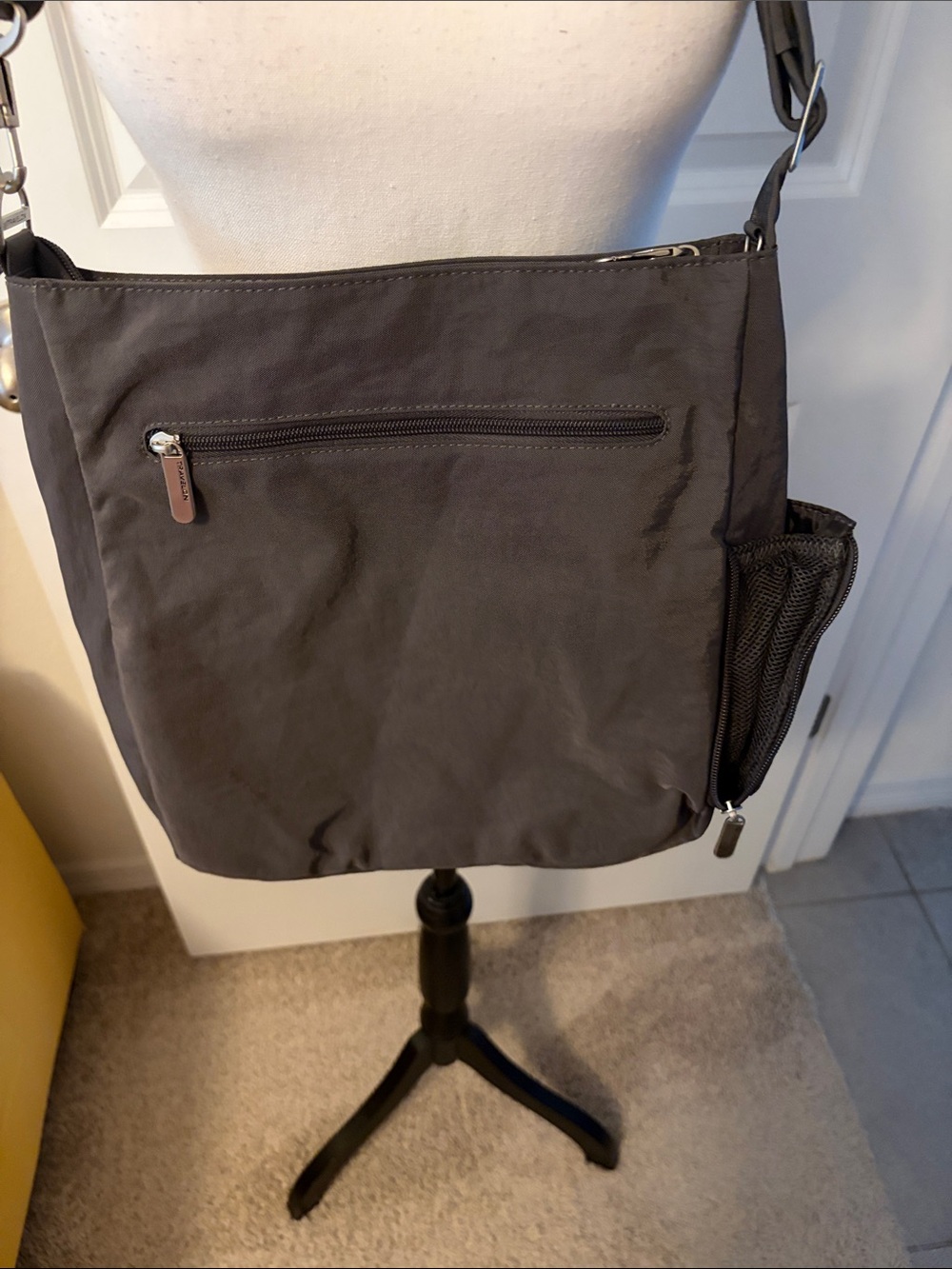 Travelon Quilted Crossbody Shoulder Bag - Gray Anti-Theft - Picture 6 of 15